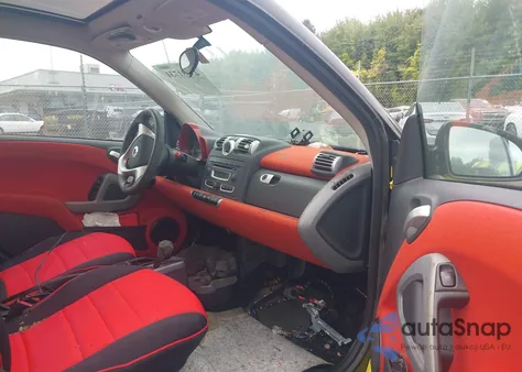 2008 Smart Fortwo Pure/Passion from USA, damaged, VIN WMEEJ31X28K201495